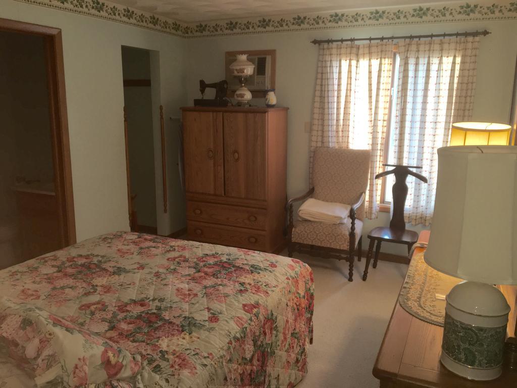 קלארקס סאמיט Red Barn Village Bed & Breakfast מראה חיצוני תמונה