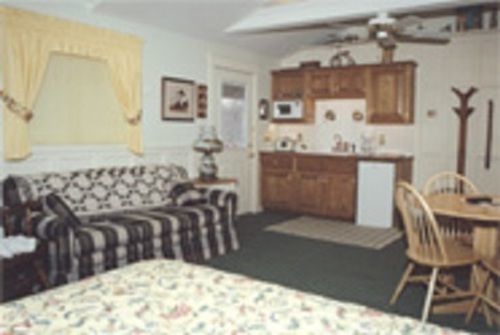 קלארקס סאמיט Red Barn Village Bed & Breakfast מראה חיצוני תמונה